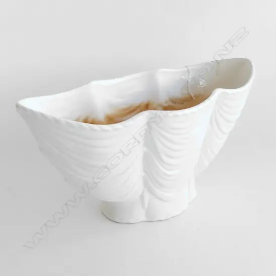 (20315) CROWN LYNN VASE 'KELSTON POTTERIES' #.600.