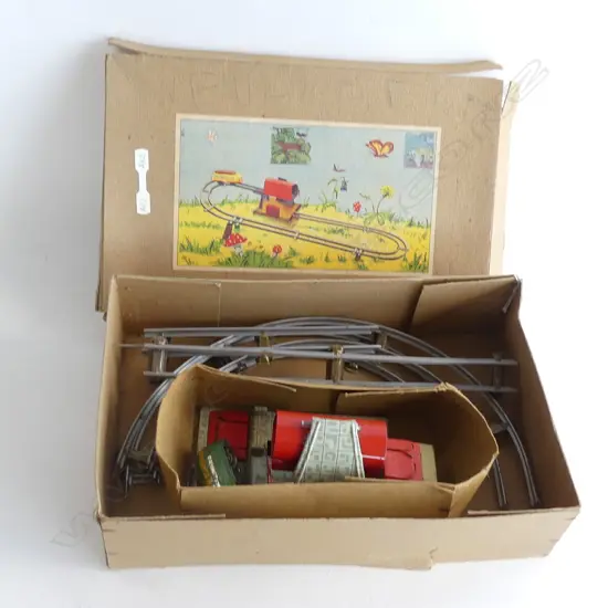 TIN TRAIN SET IN ORIGINAL BOX WORKING?