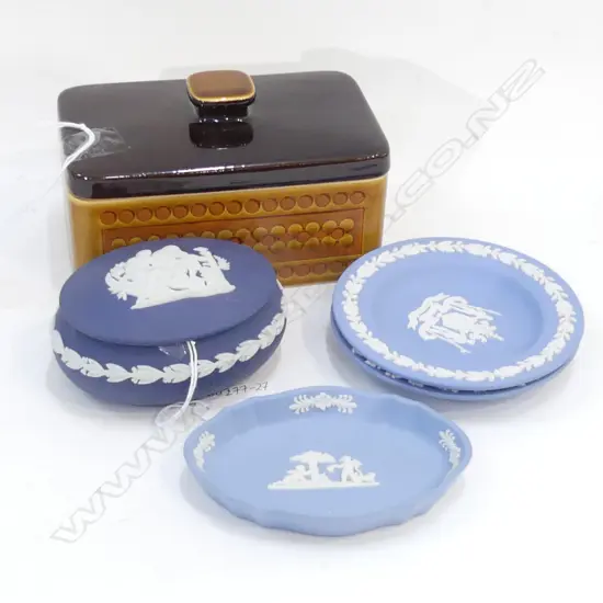 4 PCS WEDGWOOD JASPERWARE INC. COBALT LIDDED BOX + HORNSEA  SAFFRON BUTTER DISH 