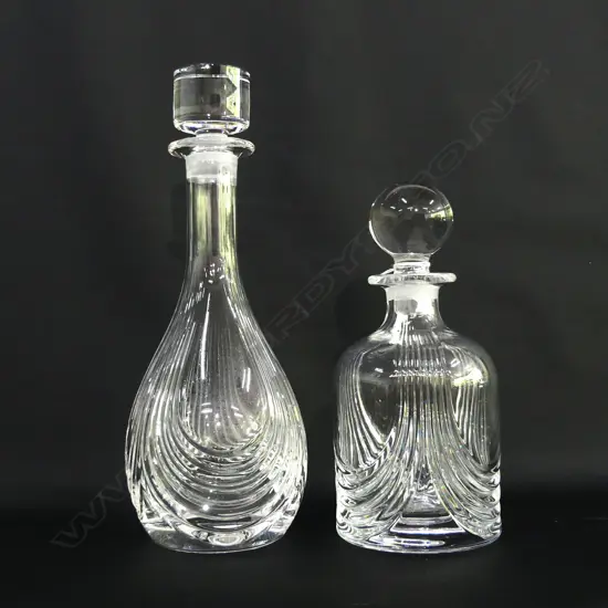 2 CRYSTAL DECANTERS H.310 / 230mm