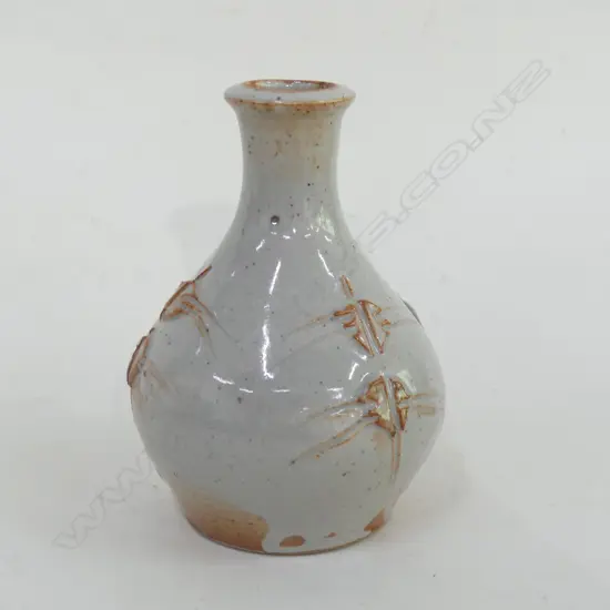 PETER STICHBURY SHINO OVOID INCISED VASE H.138mm