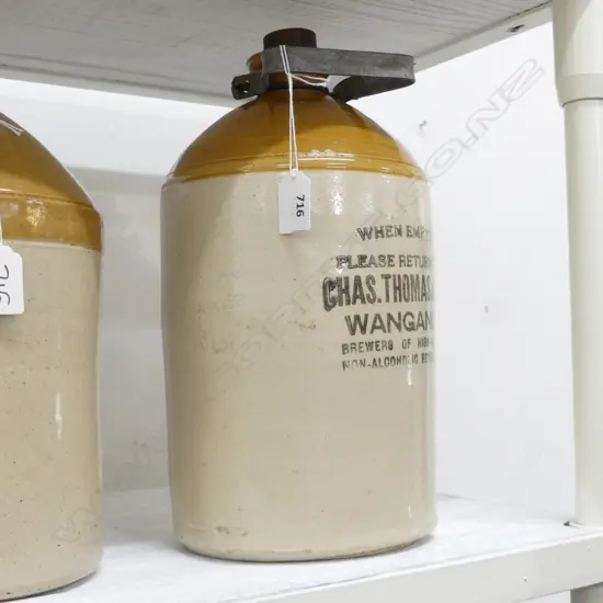 OLD STONE CROCK 'CHAS. THOMAS & CO. WANGANUI' H.390mm