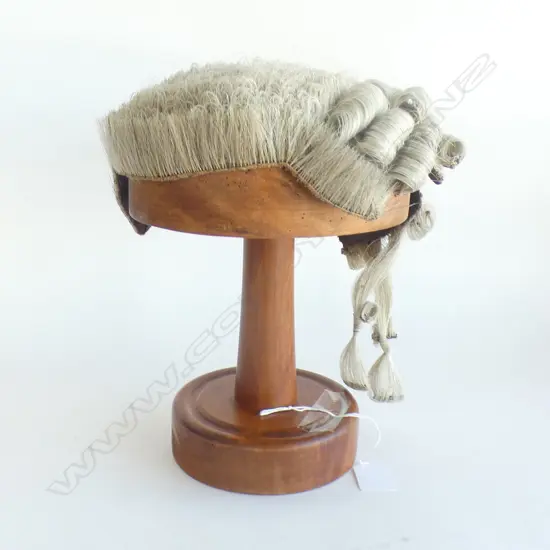 VINTAGE HORSEHAIR BARRISTERS WIG ON WOODEN STAND