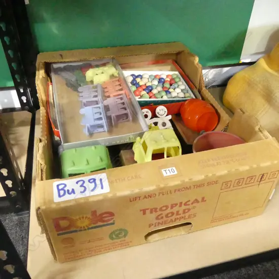 BOX LOT ASST. VINTAGE PLASTIC TOYS