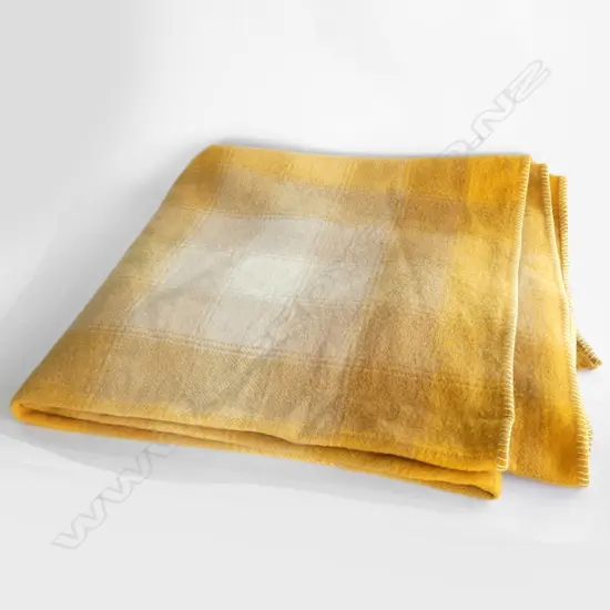 LRG QUEEN SIZED ORANGE WOOL ROSLYN BLANKET 2300x1900mm