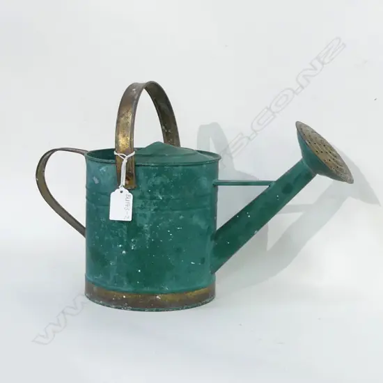 OLD GREEN & BRASS WATERING CAN H 260MM