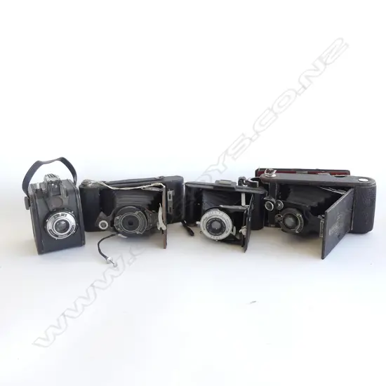 BOX LOT OF 4 CAMERAS SOME AF