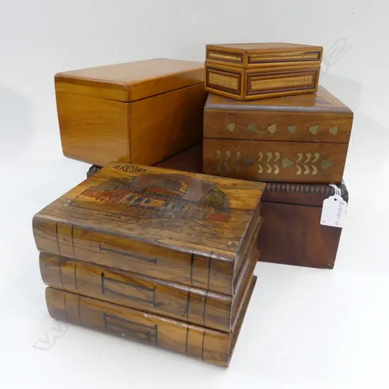 FIVE ASSORTED WOODEN KEEPSAKE BOXES