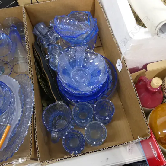 BOX LOT ASST BLUE DEPRESSION GLASS BOWLS, VASES ETC.. PLUS HORSE BRASSES