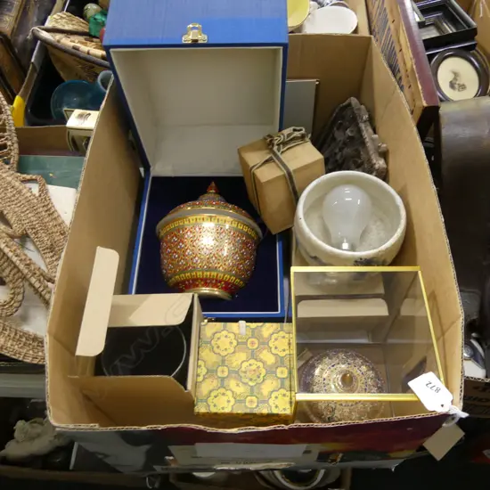 BOX LOT ASST. ORIENTAL CERAMICS