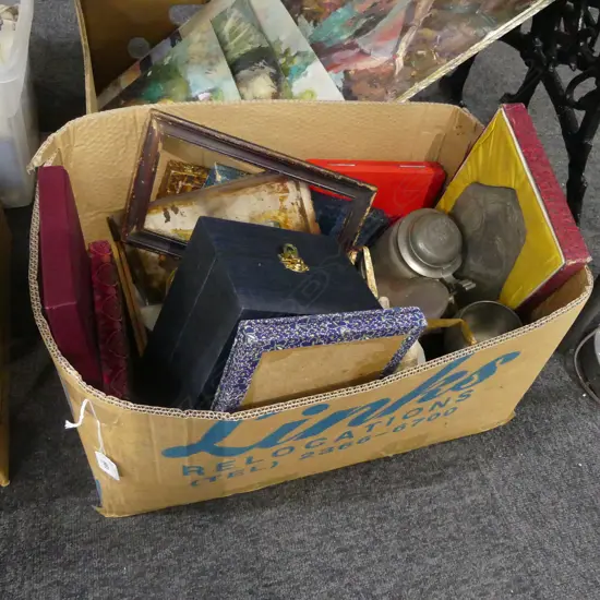 BOX LOT ORIENTAL CHINA ETC, CASED CUTLERY, JADE? STONE ETC