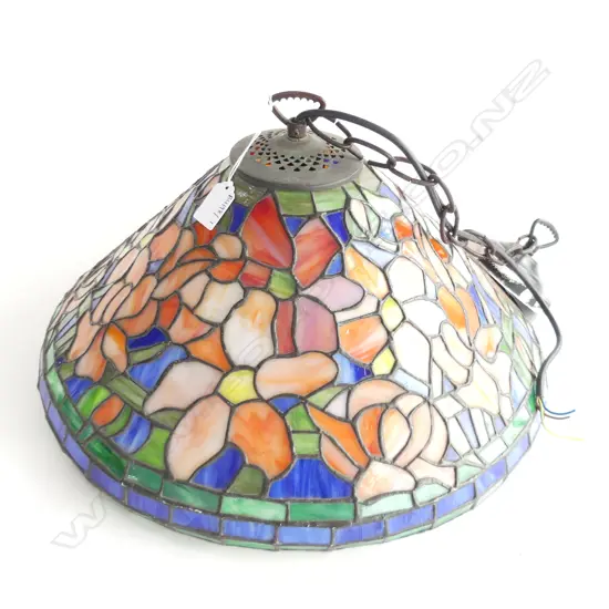 TIFFANY STYLE PENDANT LIGHT SHADE 420mm dia