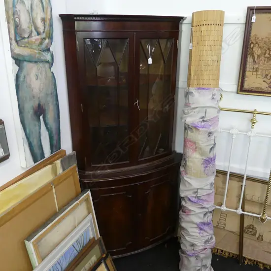 GEORGIAN STYLE ASTRAGAL GLAZED CORNER CABINET 650x650x1800mm