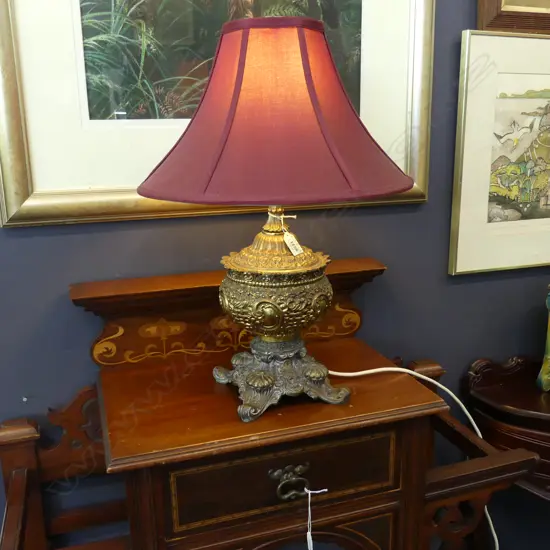 ORNATE BRASS LAMP w. RED SHADE H.520mm