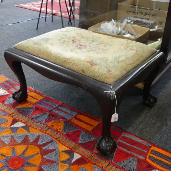 QUEEN ANNE STYLE FOOT STOOL w. NEEDLWORK TOP 620x470mm