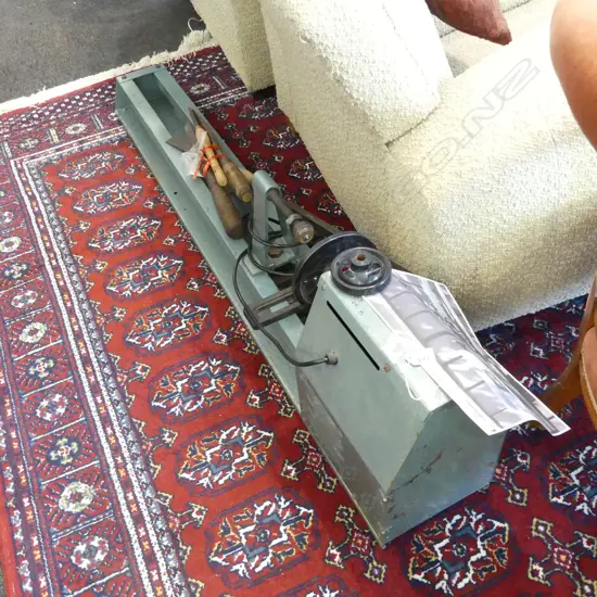 DYNALINK 4 SPEED WOOD LATHE L.1450mm