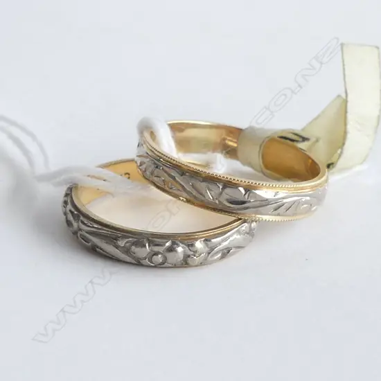 2 X 18CT GOLD PALLADIUM BAND RINGS NEW OLD STOCK 6.06gms