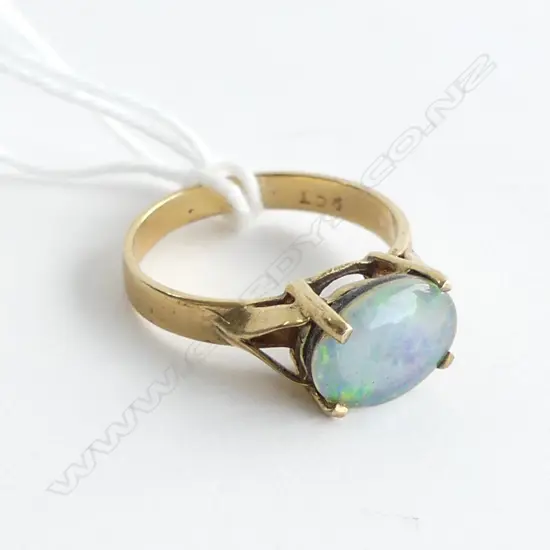 9CT GOLD RING OPAL DOUBLET PANEL 2.38gms