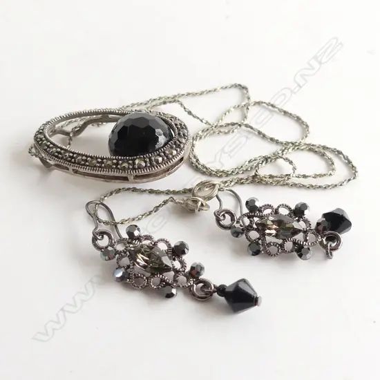 3 PC SET 925 SILVER NECKLACE WITH BLACK FACETED BEAD MARCASITE MICRO PAVÉ PENDANT & DROP EARRINGS