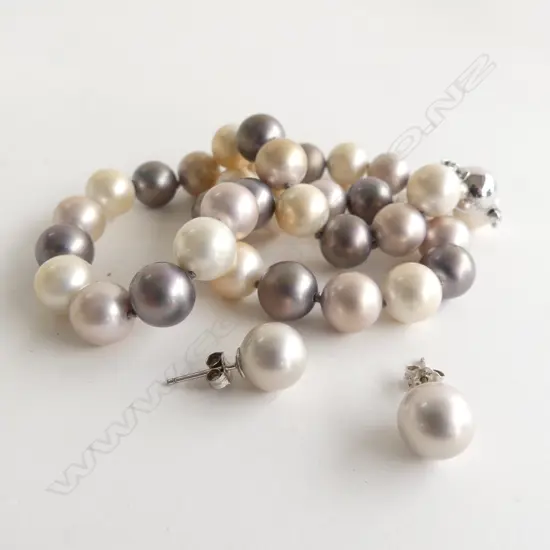 MULTI COLOURED FAUX PEARL BEAD NECKLACE (200MM) & STUD EARRINGS