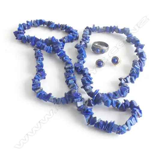 BLUE STONE CHIP LONG NECKLACE + 3 BLUE STONE SET RING & EARRINGS