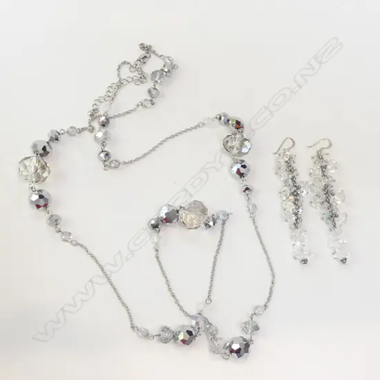 CRYSTAL COSTUME JEWELLERY - LONG CHAIN & FACETED BEAD NECKLACE (490MM) + LONG DROP EARRINGS MOUNTED ON 925 SILVER