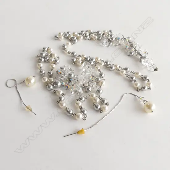 FAUX PEARL & CRYSTAL CHAIN BELT (570MM) & LONG FAUX PEARL & CRYSTAL DROP EARRINGS