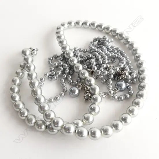 2 GREY FAUX PEARL BEAD NECKLACES (250 & 490MM) + PR GREY FAUX PEARL & CRYSTAL DROP EARRINGS