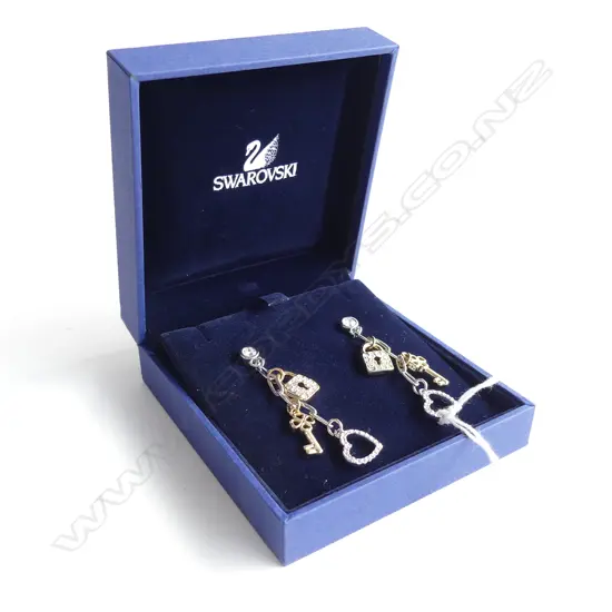 PR SWAROVSKI 3 CHARM EARRINGS in BOX