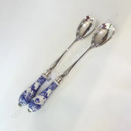 ANTIQUE SILVER PLATE & BLUE WILLOW SALAD SERVERS L 310MM