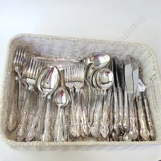 RODD GAINSBOROUGH 12 PLACE SILVER PLATED CUTLERY SET, 88 PCS