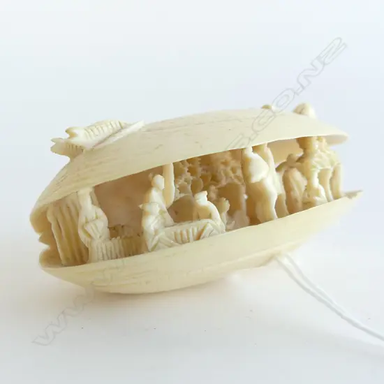 CARVED IVORY DREAM SHELL W.80mm