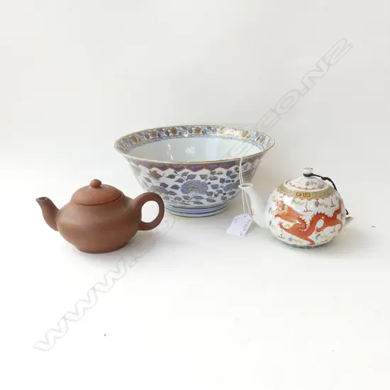 ORIENTAL BOWL (DIA 210MM), SM CLAY TEAPOT + 1 OTHER (A/F)
