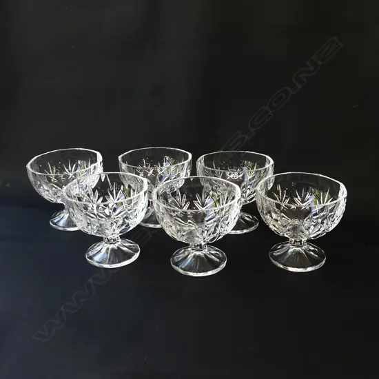 6 x CRYSTAL SUNDAE BOWLS