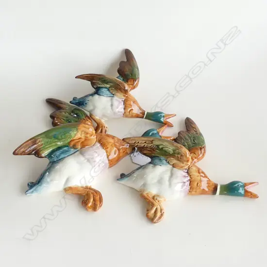 3 BESWICK WALL DUCKS AF H.250mm ...