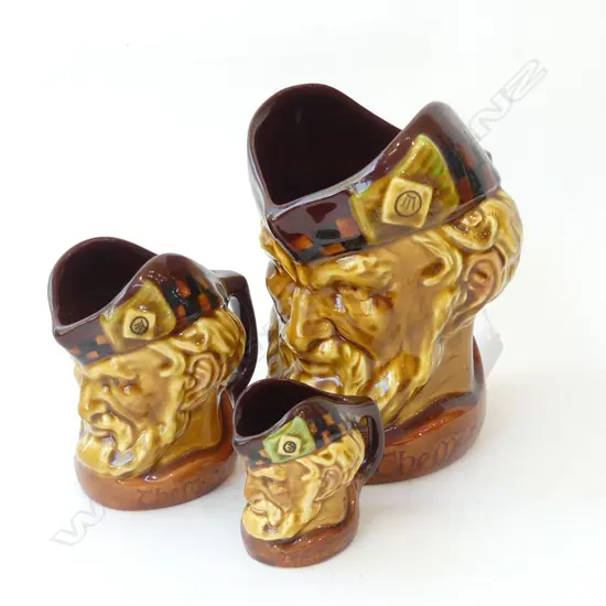 3 x WADE CHARACTER JUGS 'THE MCCALLUM' H. 175mm