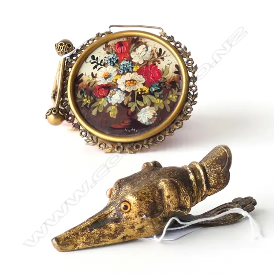 BRASS DOGS HEAD LETTER CLIP (L. 115mm) plus SM BRASS FRAMED OIL STILL LIFE (DIA. 95mm)