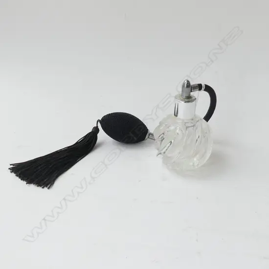 GLASS SCENT BOTTLE WITH PUMP H 100MM