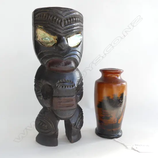 MAORI CARVING + WOODEN SOUVENIR VASE H. 245mm
