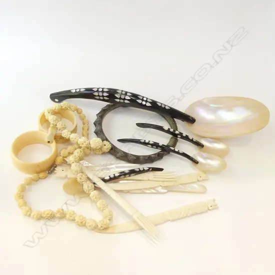 COLLECTION OF IVORY & BONE CUTLERY, JEWELLERY ETC