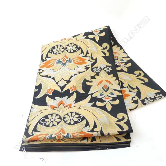 TRADITIONAL JAPANESE SILK WOVEN OBI SASH - BLACK & GOLD