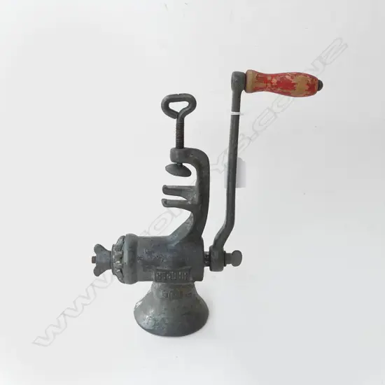 BEATRICE HARPER MINCER - MADE IN ENGLAND