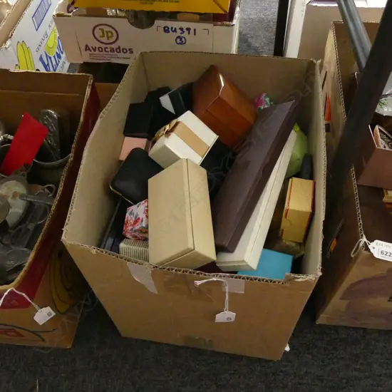 BOX ASST EMPTY RING / WATCH & JEWELLERY CASES ETC...