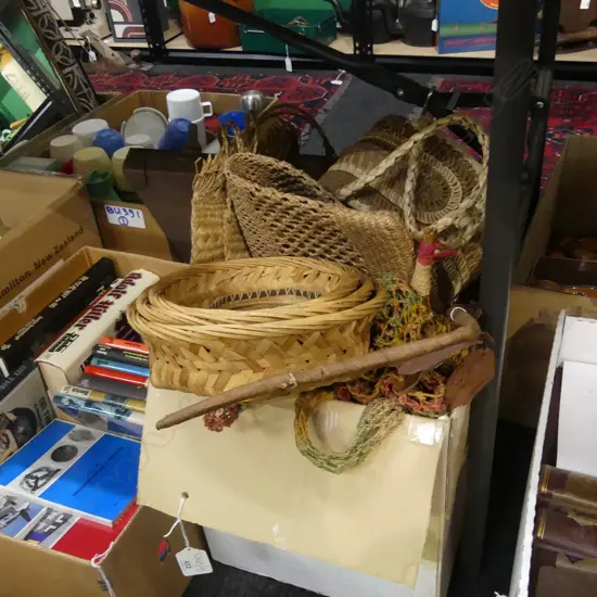 BOX LOT PACIFIC BASKETRY