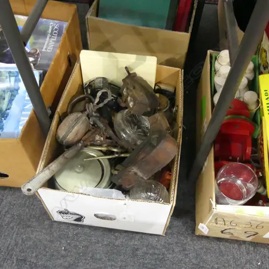 BOX LOT CRYSTAL, HORSE BITS, ICE BUCKET