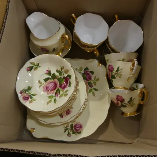 7 ROYAL ALBERT TRIOS + CREAMER SUGAR BOWL & CAKE PLATE