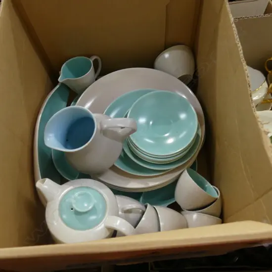 VINTAGE POOLE PART TEA SET 25 PIECES + 2 PLATES D. 310mm