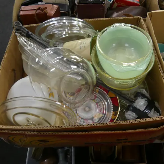 BOX LOT ASST. KITCHENALIA