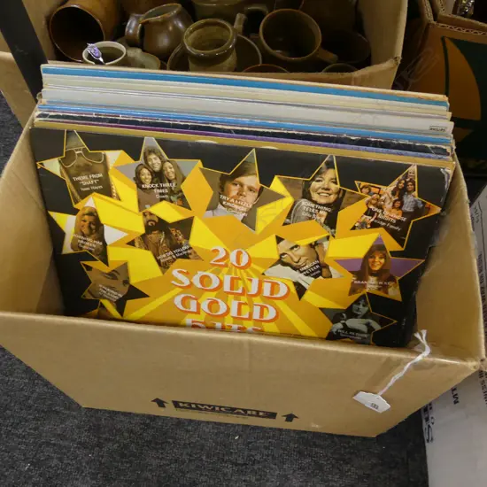 BOX OLD VINYL RECORDS