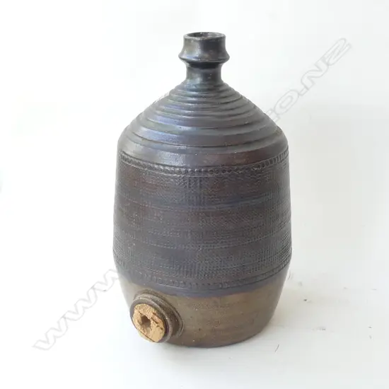 BENDIGO POTTERY WINE BARREL STAMPED MH H 300MM